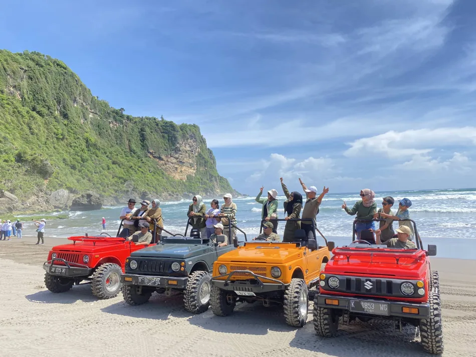 Fun Offroad Jeep Parangtritis