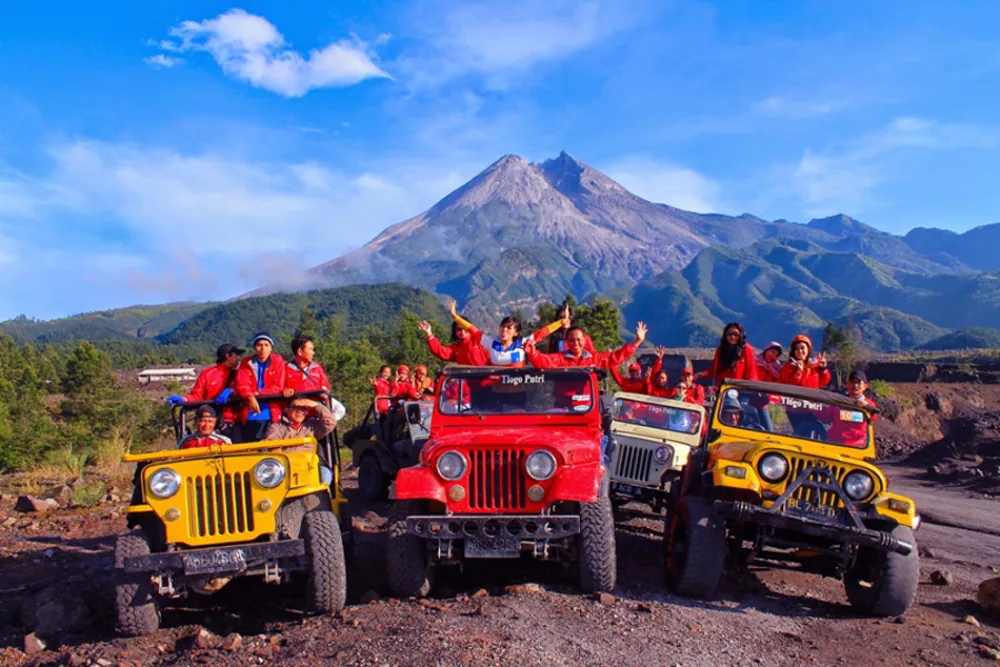 Keseruan Lava Tour Merapi