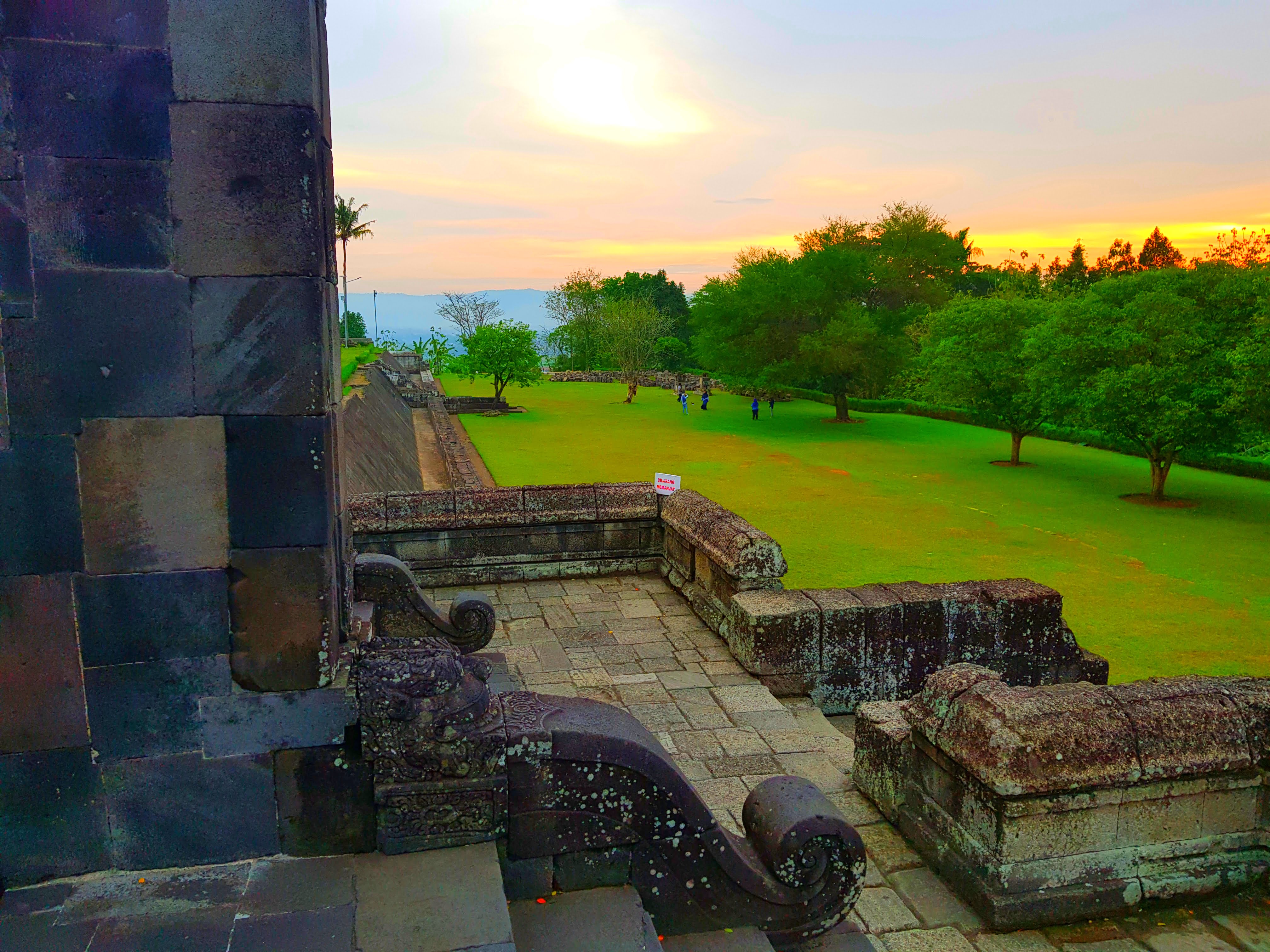 View Sunset di Candi Ratu Boko