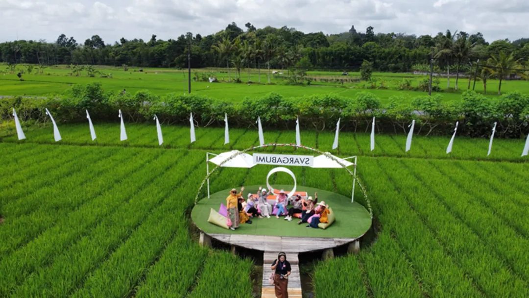 Spot foto instagramable svargabhumi