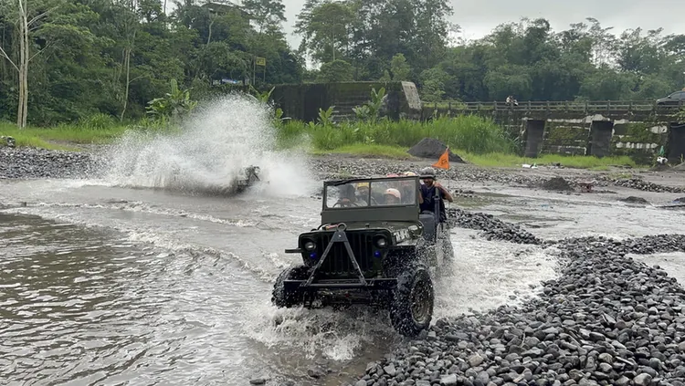 jeep lava tour merapi