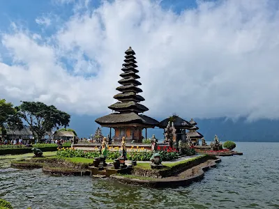 Pura Ulun Danau
