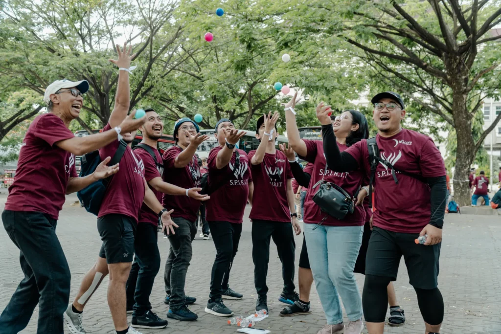 merencanakan gathering persuahaan